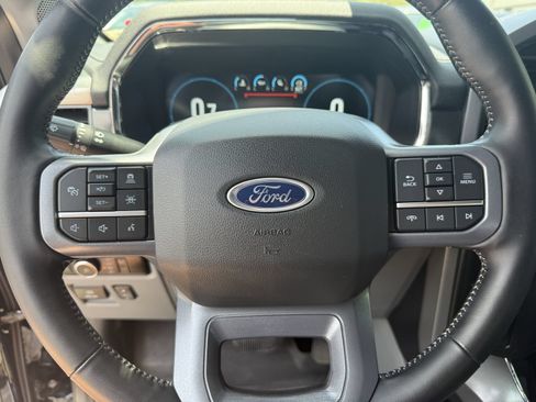 Certified 2023 Ford F150 Lariat w/ Equipment Group 502A High RWD image 40