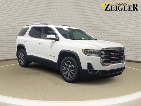 Used 2023 GMC Acadia SLE w/ Driver Convenience Package AWD/4WD image 3