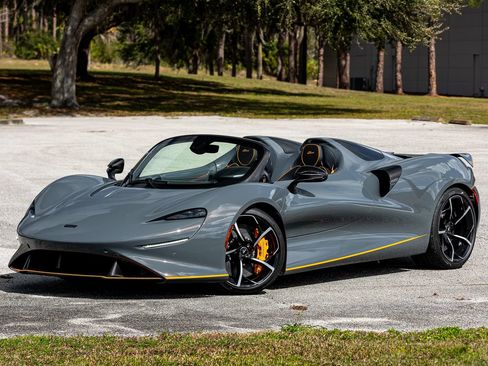 Used 2021 McLaren Elva RWD image 6