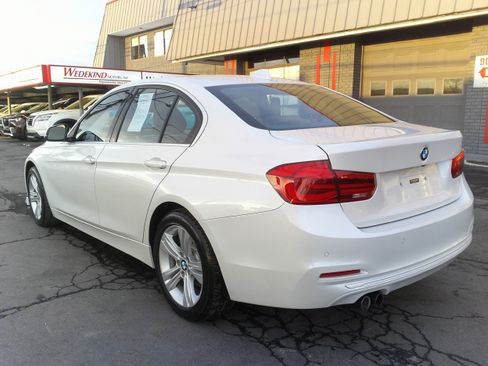 Used 2017 BMW 330i xDrive xDrive image 5