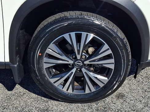 Certified 2023 Nissan Rogue SV AWD/4WD image 9