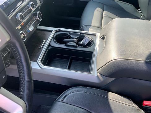 Used 2022 Ford F350 Lariat w/ Lariat Ultimate Package AWD/4WD image 16