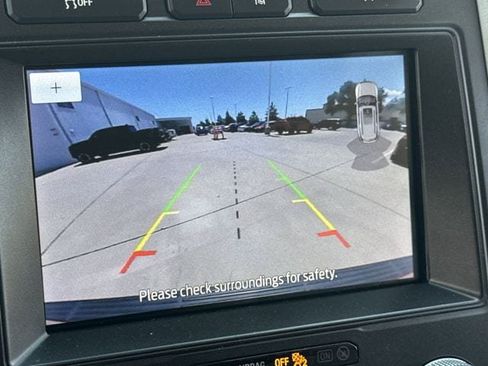 Used 2020 Ford Expedition XLT w/ Equipment Group 202A RWD image 18