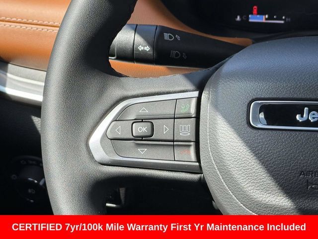 Used 2025 Jeep Compass Limited w/ Elite Group AWD/4WD image 18