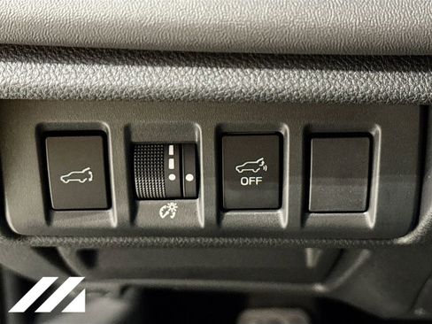 Certified 2025 Subaru Outback Limited image 10