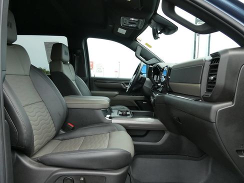 Certified 2024 Chevrolet Silverado 2500 ZR2 w/ ZR2 Bison Edition AWD/4WD image 15