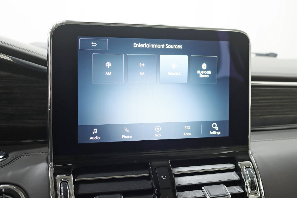 Used 2020 Lincoln Navigator Black Label w/ Cargo Convenience Package AWD/4WD image 24