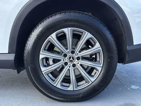 Certified 2026 Mercedes-Benz GLC 300 4MATIC image 11