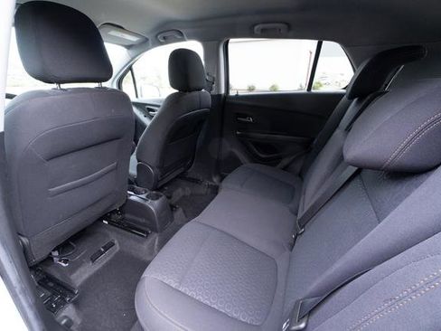 Used 2022 Chevrolet Trax LS w/ Tint and Cruise Package image 27