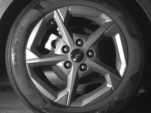 Used 2025 Kia K4 LXS image 15