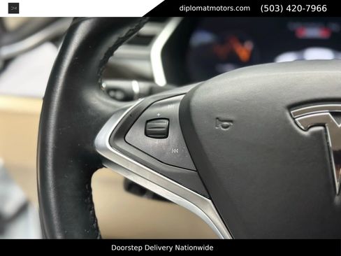 Used 2016 Tesla Model S P100D image 29