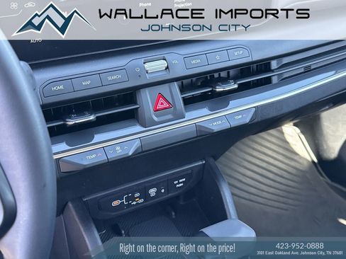 Used 2025 Kia K4 EX FWD image 25