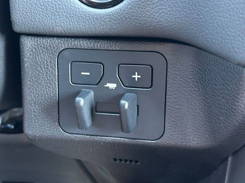 New 2026 Toyota Tundra Limited AWD/4WD image 31