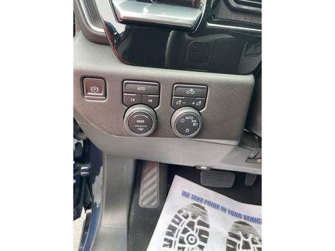 Used 2023 Chevrolet Silverado 1500 LT AWD/4WD image 15