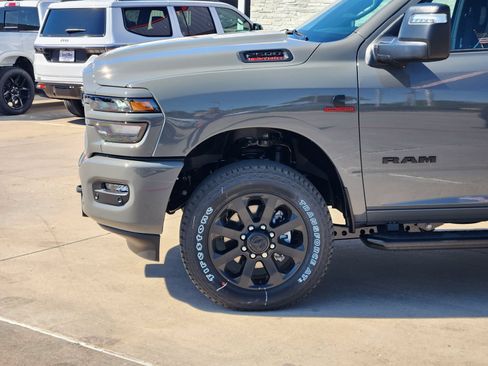 New 2026 RAM 2500 Lone Star AWD/4WD image 10