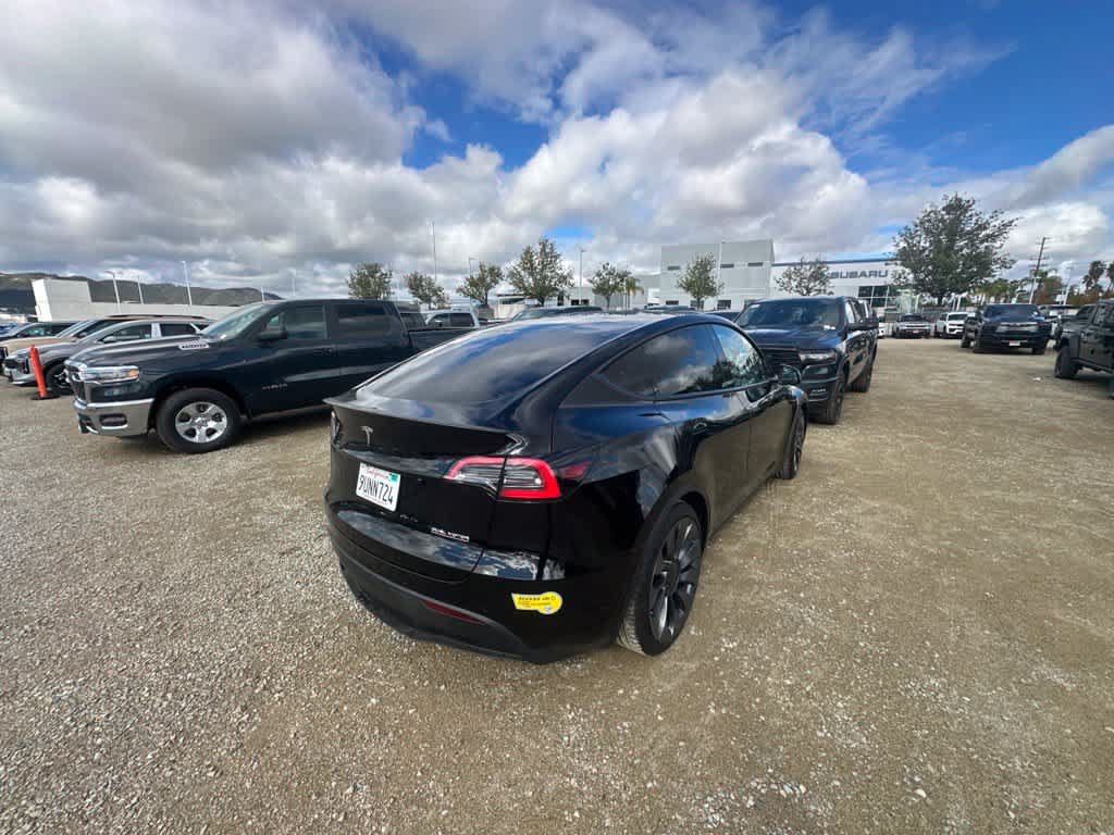 Used 2022 Tesla Model Y Performance AWD/4WD image 3