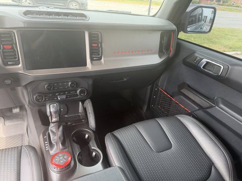 Used 2024 Ford Bronco Raptor AWD/4WD image 12