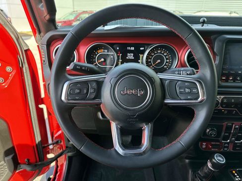 Used 2023 Jeep Gladiator Rubicon w/ Cold Weather Group image 27