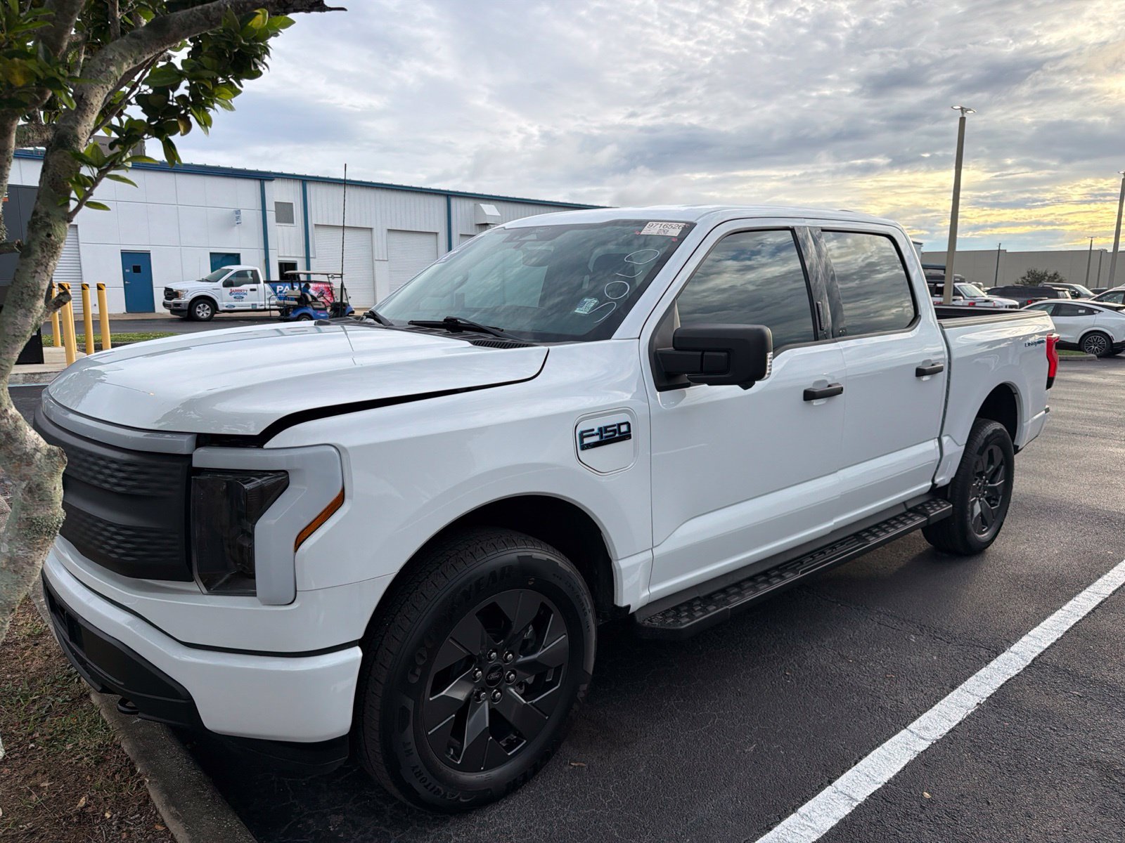 Used 2024 Ford F150 Lightning XLT AWD/4WD image 2