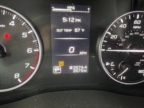 Used 2025 Subaru Ascent Limited AWD/4WD image 16