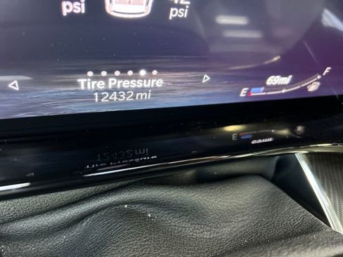 Used 2024 Jeep Grand Wagoneer Series III w/ Rear Seat Video Group 1 image 19