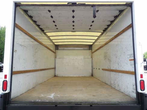 Used 2021 Ford E-350 and Econoline 350 Super Duty RWD image 33