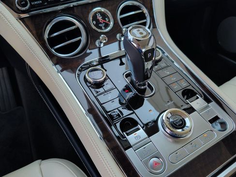 Used 2020 Bentley Continental GT AWD/4WD image 33