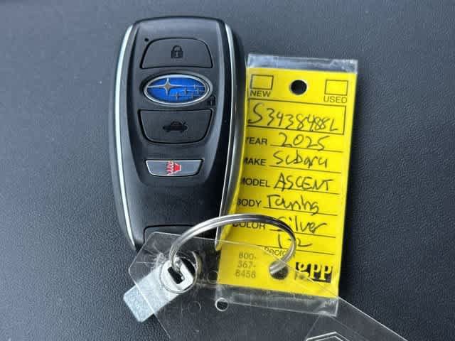 Certified 2025 Subaru Ascent Touring AWD/4WD image 32