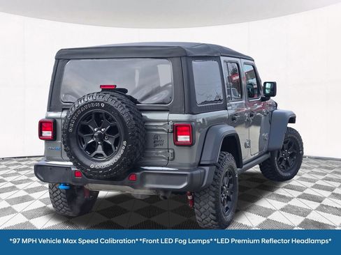 Used 2023 Jeep Wrangler Unlimited w/ Cold Weather Group image 18