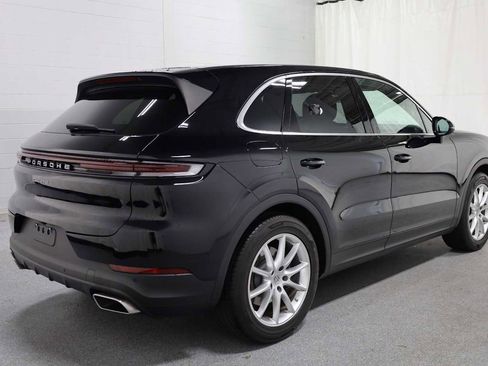 Certified 2024 Porsche Cayenne image 9