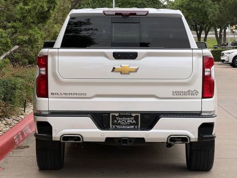 Used 2025 Chevrolet Silverado 1500 High Country AWD/4WD image 5