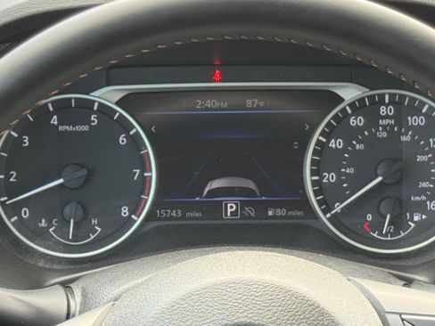 Used 2025 Nissan Sentra SR w/ Midnight Edition FWD image 14