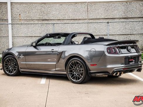 Used 2014 Ford Mustang Shelby GT500 w/ Equipment Group 821A RWD image 4