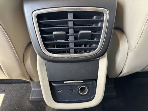 Used 2016 Lincoln MKX Select w/ Select Plus Package image 20