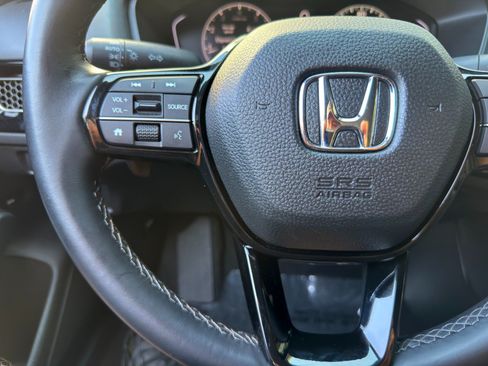 Used 2025 Honda Civic Sport image 19