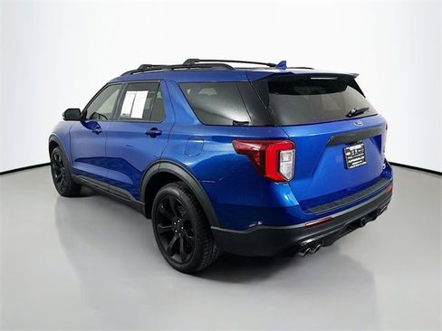Used 2020 Ford Explorer ST w/ ST Street Pack image 5