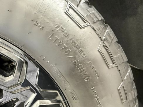 Used 2023 GMC Sierra 2500 AT4 image 51