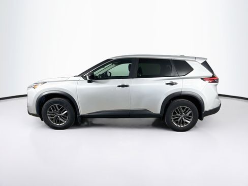 Used 2024 Nissan Rogue S FWD image 7