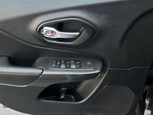 Used 2017 Jeep Cherokee 75th Anniversary image 22