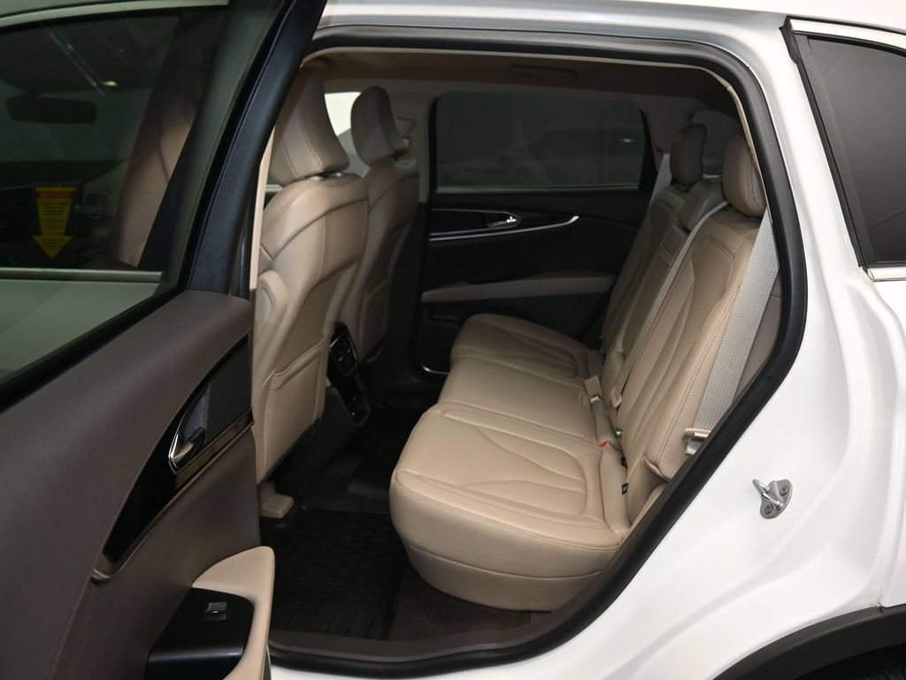 Used 2022 Lincoln Nautilus AWD w/ Premium Package image 32
