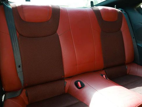 Used 2013 Hyundai Genesis 3.8 image 14