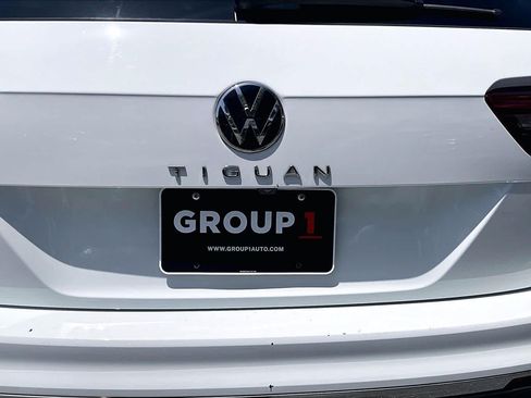 Certified 2023 Volkswagen Tiguan S FWD image 32