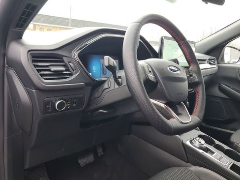 New 2026 Ford Escape ST-Line w/ Tech Pack #1 image 17