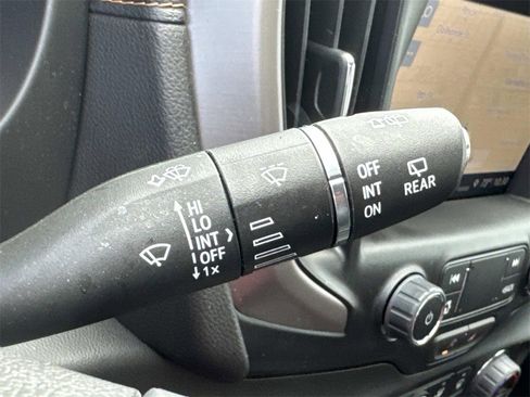 Used 2024 GMC Terrain AT4 w/ Infotainment Package II image 41