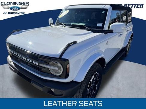 Used 2023 Ford Bronco Outer Banks image 3
