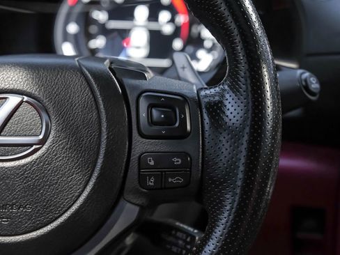 Used 2022 Lexus IS 500 image 17