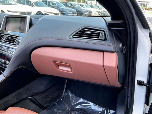 Used 2014 BMW 650i xDrive Convertible AWD/4WD image 18