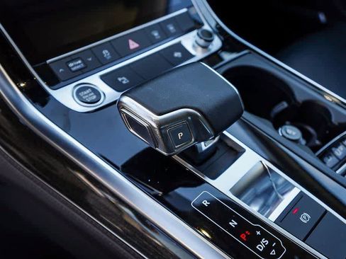 Used 2023 Audi Q7 Premium Plus w/ Premium Plus Package image 22