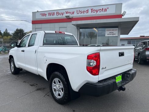 Used 2018 Toyota Tundra SR image 6