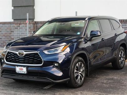 Used 2021 Toyota Highlander XLE